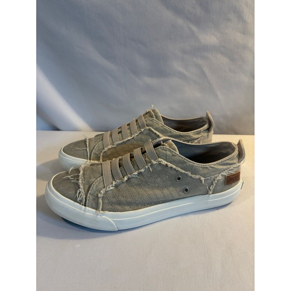 Blowfish Distressed Canvas Slip-On Sneakers in Taupe size 8 casual streetwear